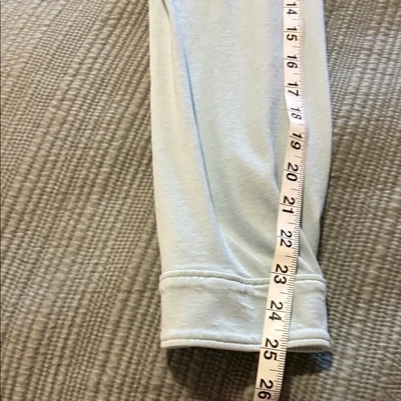 J. Jill Light Green Women's Casual Button-Down Shirt Size Large - Picture 7 of 7